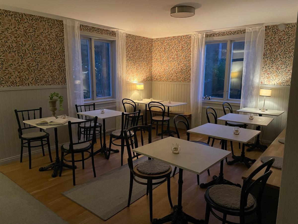 Pensionat Grisslehamn Hotel Bagian luar foto